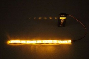 Flexibele LEDSTRIP op batterij - Geel 20 cm. met 9 Volt aansluiting - LEDSTRIP op batterijvoeding - ledstr20ge